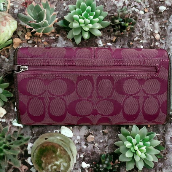 Coach Wallet - Purple/Maroon - Authentic - Picture 2 of 11